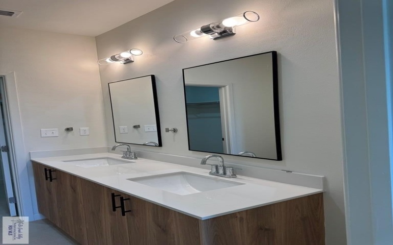 4974 ALEXA RD. #A, BROWNSVILLE, TX 78521, 3 Habitaciones Habitaciones , ,2 BañosBaños,Residential Lease,En Alquiler,4974 ALEXA RD.,29765296