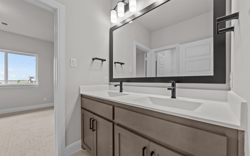 2500 Roaming Trail, Northlake, TX 76247, 5 Bedrooms Bedrooms, ,5 BathroomsBathrooms,Residential,For Sale,2500 Roaming Trail,20786394