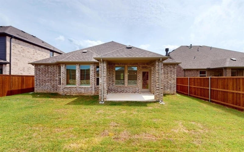 5204 Edge Way, Denton, TX 76226, 3 Bedrooms Bedrooms, ,2 BathroomsBathrooms,Residential,For Sale,5204 Edge Way,20799816