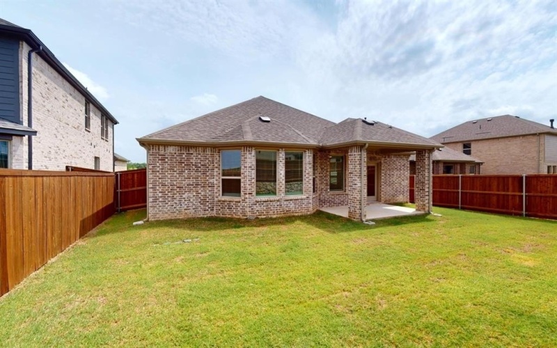 5204 Edge Way, Denton, TX 76226, 3 Bedrooms Bedrooms, ,2 BathroomsBathrooms,Residential,For Sale,5204 Edge Way,20799816