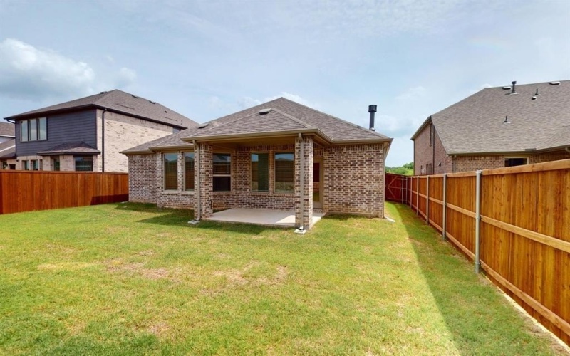 5204 Edge Way, Denton, TX 76226, 3 Bedrooms Bedrooms, ,2 BathroomsBathrooms,Residential,For Sale,5204 Edge Way,20799816