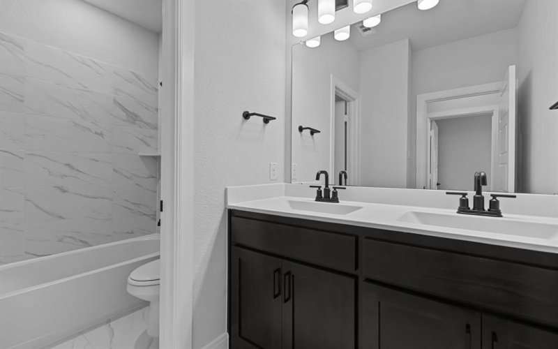 4815 Fuller Court #903, Irving, TX 75038, 3 Bedrooms Bedrooms, ,2 BathroomsBathrooms,Residential,For Sale,4815 Fuller Court,20835121