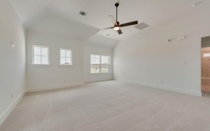 1058 Bingham Way, Forney, TX 75126, 4 Habitaciones Habitaciones , ,5 BañosBaños,Residential,En Venta,1058 Bingham Way,20812214