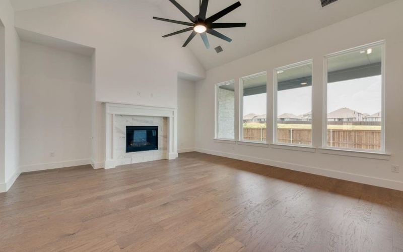 1058 Bingham Way, Forney, TX 75126, 4 Habitaciones Habitaciones , ,5 BañosBaños,Residential,En Venta,1058 Bingham Way,20812214