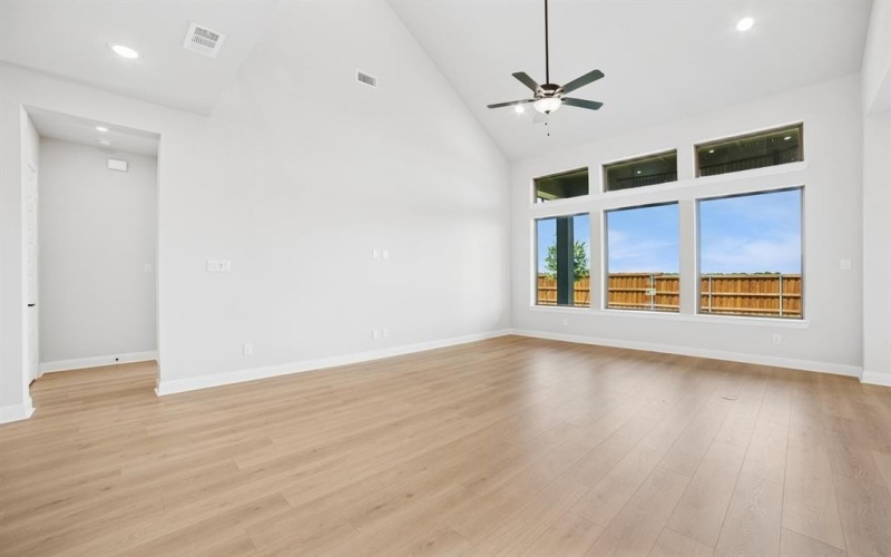 1033 Upland Court, Rockwall, TX 75087, 4 Bedrooms Bedrooms, ,3 BathroomsBathrooms,Residential,For Sale,1033 Upland Court,20844853