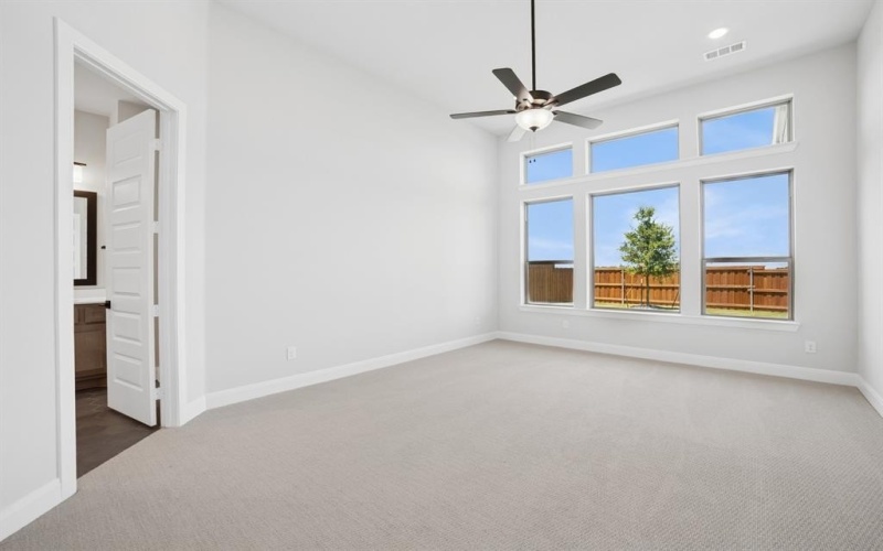 1033 Upland Court, Rockwall, TX 75087, 4 Bedrooms Bedrooms, ,3 BathroomsBathrooms,Residential,For Sale,1033 Upland Court,20844853