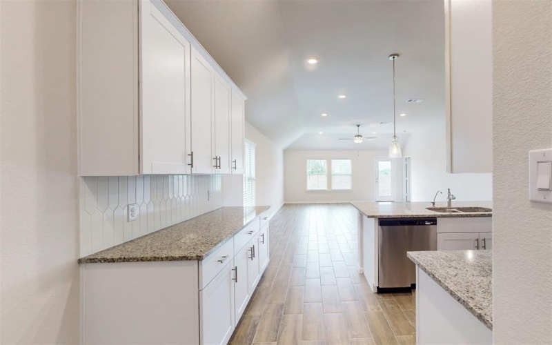 1117 South Hill Drive, Crowley, TX 76036, 3 Habitaciones Habitaciones , ,2 BañosBaños,Residential,En Venta,1117 South Hill Drive,20830297