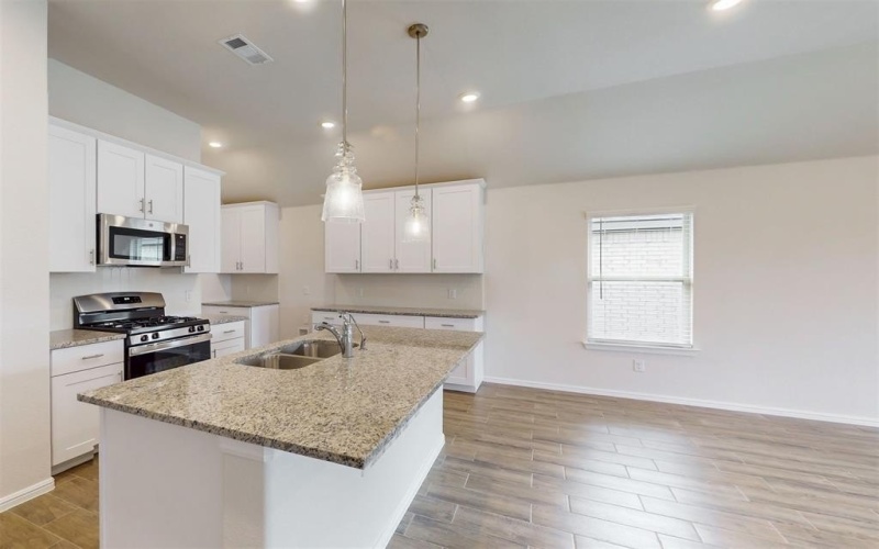 1117 South Hill Drive, Crowley, TX 76036, 3 Habitaciones Habitaciones , ,2 BañosBaños,Residential,En Venta,1117 South Hill Drive,20830297