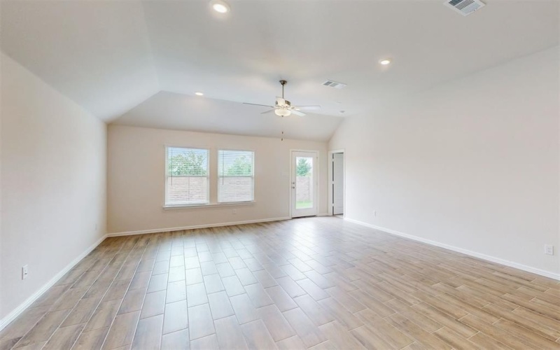 1117 South Hill Drive, Crowley, TX 76036, 3 Habitaciones Habitaciones , ,2 BañosBaños,Residential,En Venta,1117 South Hill Drive,20830297