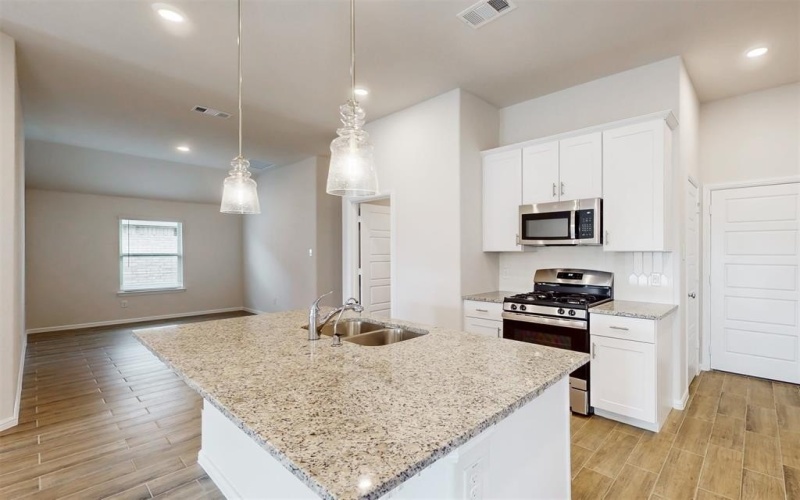 1117 South Hill Drive, Crowley, TX 76036, 3 Habitaciones Habitaciones , ,2 BañosBaños,Residential,En Venta,1117 South Hill Drive,20830297