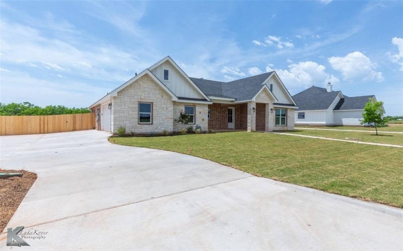 145 Colorado, Abilene, TX 79606, 4 Habitaciones Habitaciones , ,3 BañosBaños,Residential,En Venta,145 Colorado,20801971