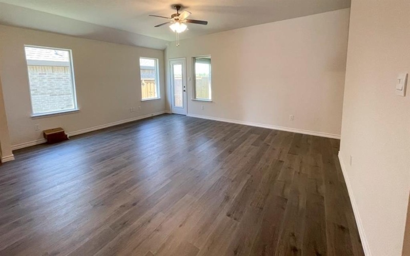 4208 Lucy Lane, Sherman, TX 75090, 4 Bedrooms Bedrooms, ,2 BathroomsBathrooms,Residential,For Sale,4208 Lucy Lane,20810734