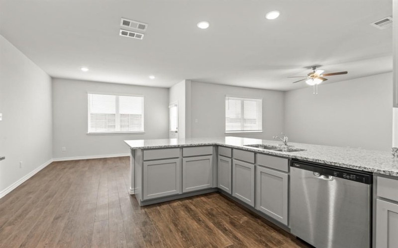 1164 Wingjet Way, Fort Worth, TX 76131, 4 Habitaciones Habitaciones , ,2 BañosBaños,Residential,En Venta,1164 Wingjet Way,20881665