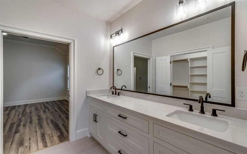314 Woodside Trail, Waxahachie, TX 75165, 2 Habitaciones Habitaciones , ,2 BañosBaños,Residential,En Venta,314 Woodside Trail,20878124