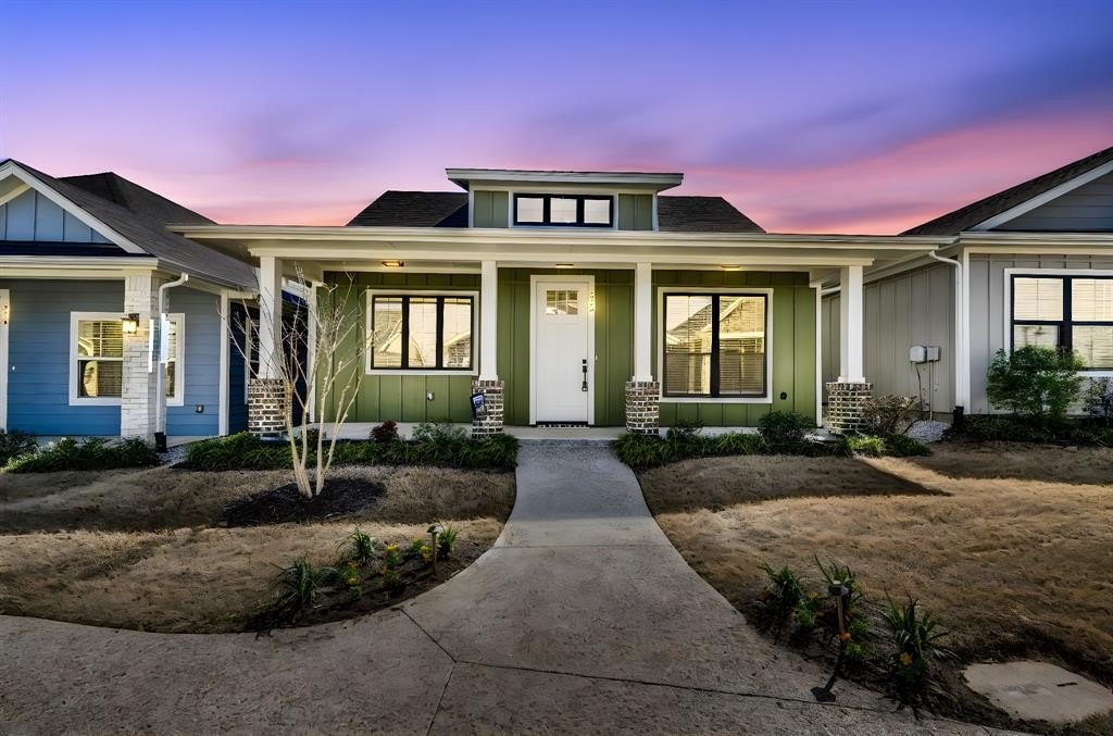 312 Woodside Trail, Waxahachie, TX 75165, 3 Bedrooms Bedrooms, ,2 BathroomsBathrooms,Residential,For Sale,312 Woodside Trail,20878174