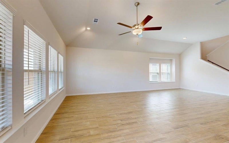 1215 Lancaster Drive, Justin, TX 76247, 5 Bedrooms Bedrooms, ,5 BathroomsBathrooms,Residential,For Sale,1215 Lancaster Drive,20857429