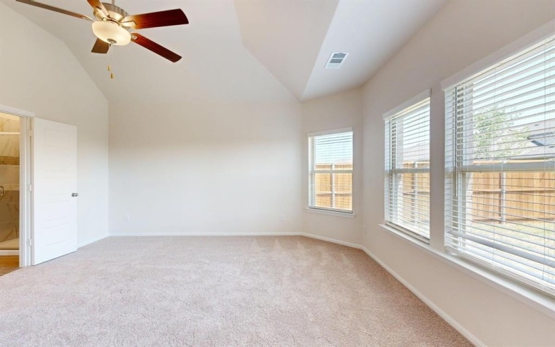 1215 Lancaster Drive, Justin, TX 76247, 5 Bedrooms Bedrooms, ,5 BathroomsBathrooms,Residential,For Sale,1215 Lancaster Drive,20857429
