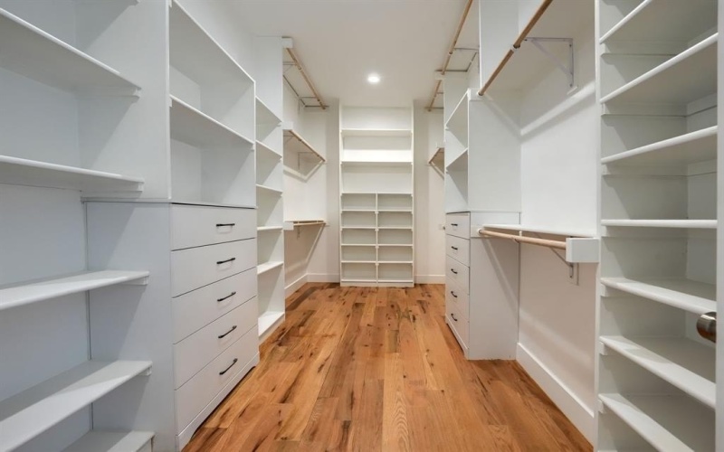 4719 W University Boulevard, Dallas, TX 75209, 5 Bedrooms Bedrooms, ,5 BathroomsBathrooms,Residential,For Sale,4719 W University Boulevard,20857972