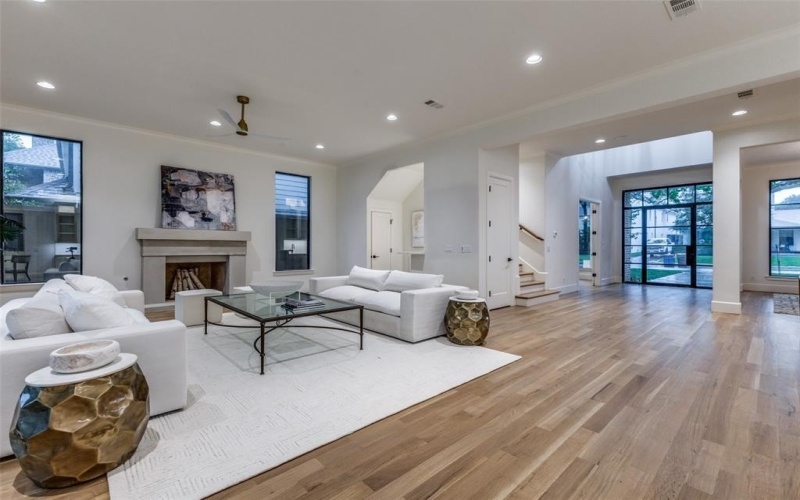 7422 VILLANOVA Street, Dallas, TX 75225, 6 Bedrooms Bedrooms, ,7 BathroomsBathrooms,Residential,For Sale,7422 VILLANOVA Street,20872929