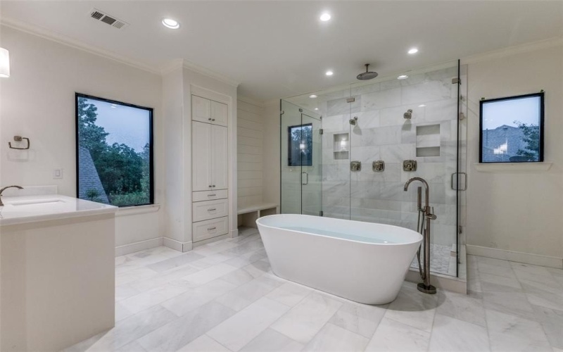 7422 VILLANOVA Street, Dallas, TX 75225, 6 Bedrooms Bedrooms, ,7 BathroomsBathrooms,Residential,For Sale,7422 VILLANOVA Street,20872929