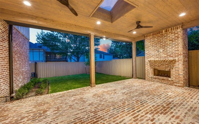 7422 VILLANOVA Street, Dallas, TX 75225, 6 Bedrooms Bedrooms, ,7 BathroomsBathrooms,Residential,For Sale,7422 VILLANOVA Street,20872929