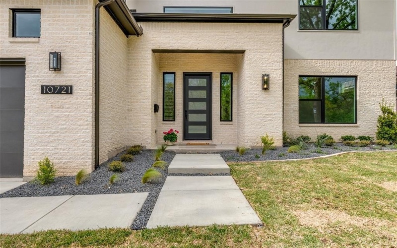 10721 Clearbrook Lane, Dallas, TX 75218, 4 Bedrooms Bedrooms, ,5 BathroomsBathrooms,Residential,For Sale,10721 Clearbrook Lane,20879807