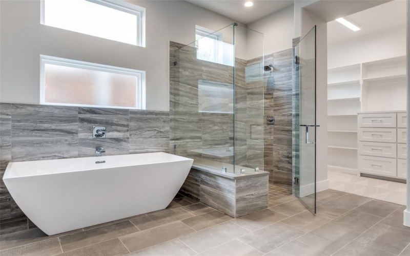 10721 Clearbrook Lane, Dallas, TX 75218, 4 Bedrooms Bedrooms, ,5 BathroomsBathrooms,Residential,For Sale,10721 Clearbrook Lane,20879807