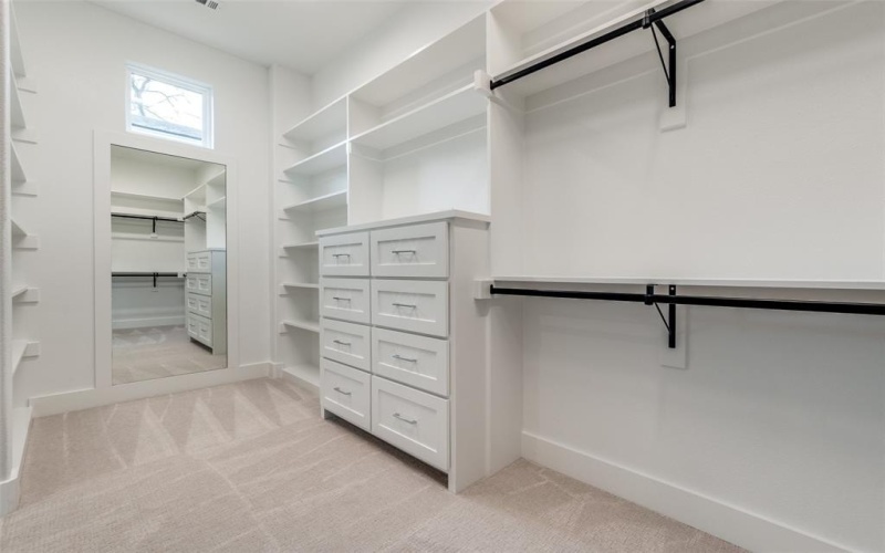 10721 Clearbrook Lane, Dallas, TX 75218, 4 Bedrooms Bedrooms, ,5 BathroomsBathrooms,Residential,For Sale,10721 Clearbrook Lane,20879807