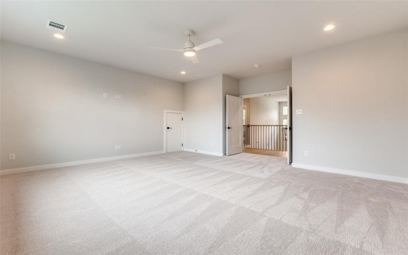10721 Clearbrook Lane, Dallas, TX 75218, 4 Bedrooms Bedrooms, ,5 BathroomsBathrooms,Residential,For Sale,10721 Clearbrook Lane,20879807