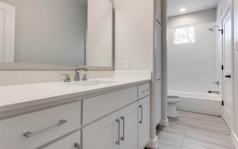 10721 Clearbrook Lane, Dallas, TX 75218, 4 Bedrooms Bedrooms, ,5 BathroomsBathrooms,Residential,For Sale,10721 Clearbrook Lane,20879807