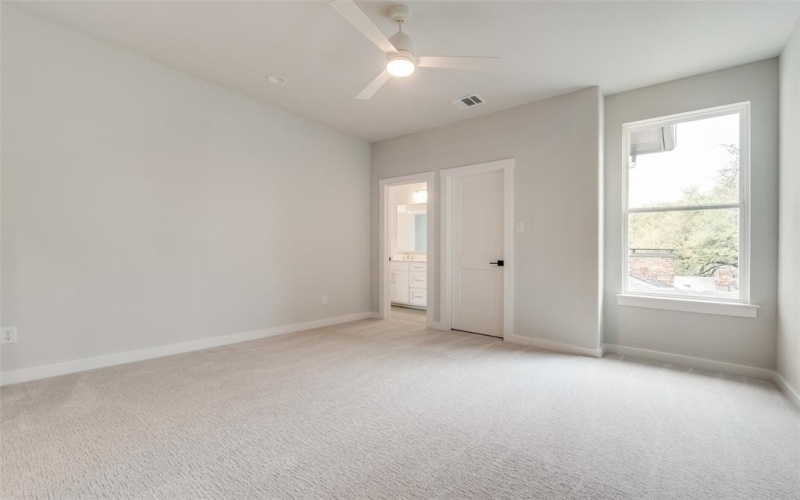 10721 Clearbrook Lane, Dallas, TX 75218, 4 Bedrooms Bedrooms, ,5 BathroomsBathrooms,Residential,For Sale,10721 Clearbrook Lane,20879807