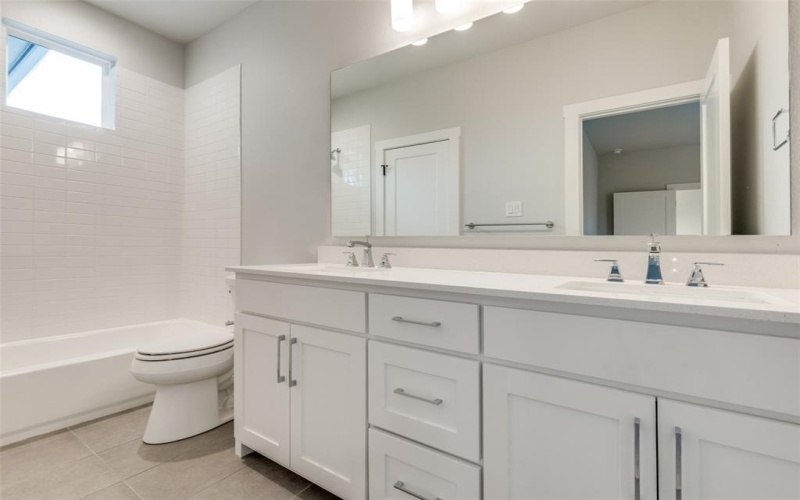 10721 Clearbrook Lane, Dallas, TX 75218, 4 Bedrooms Bedrooms, ,5 BathroomsBathrooms,Residential,For Sale,10721 Clearbrook Lane,20879807