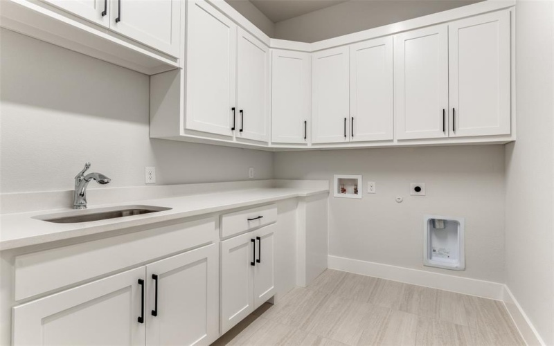 10721 Clearbrook Lane, Dallas, TX 75218, 4 Bedrooms Bedrooms, ,5 BathroomsBathrooms,Residential,For Sale,10721 Clearbrook Lane,20879807