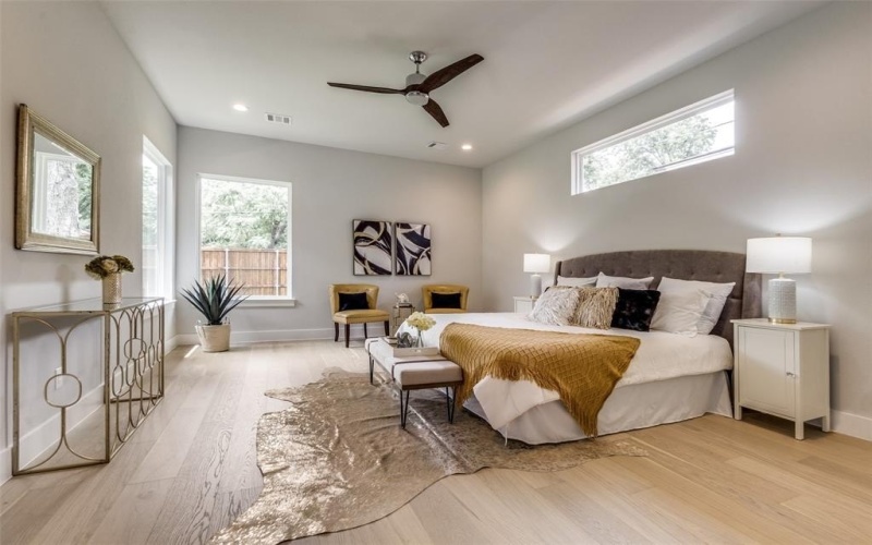 10721 Clearbrook Lane, Dallas, TX 75218, 4 Bedrooms Bedrooms, ,5 BathroomsBathrooms,Residential,For Sale,10721 Clearbrook Lane,20879807