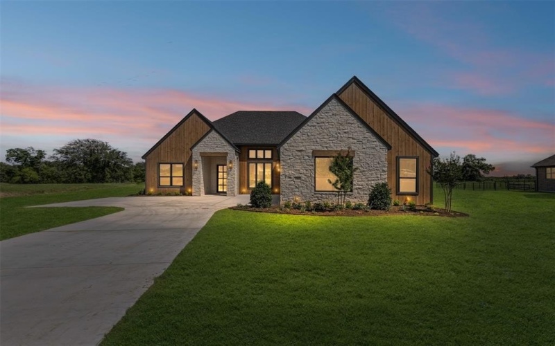 580 Lydia Lane, Granbury, TX 76049, 4 Habitaciones Habitaciones , ,3 BañosBaños,Residential,En Venta,580 Lydia Lane,20876727