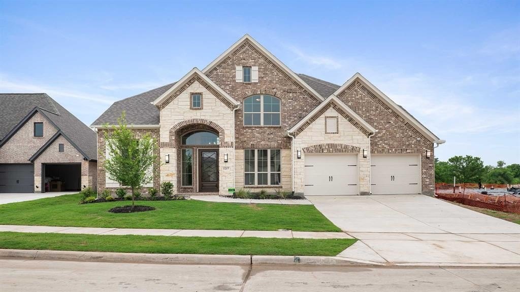 1217 Whitecliff Drive, Forney, TX 75126, 5 Habitaciones Habitaciones , ,5 BañosBaños,Residential,En Venta,1217 Whitecliff Drive,20875796