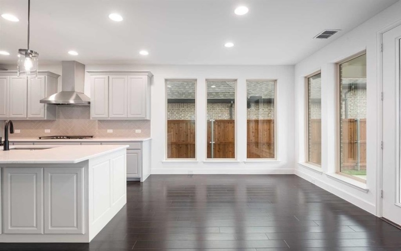1217 Whitecliff Drive, Forney, TX 75126, 5 Habitaciones Habitaciones , ,5 BañosBaños,Residential,En Venta,1217 Whitecliff Drive,20875796