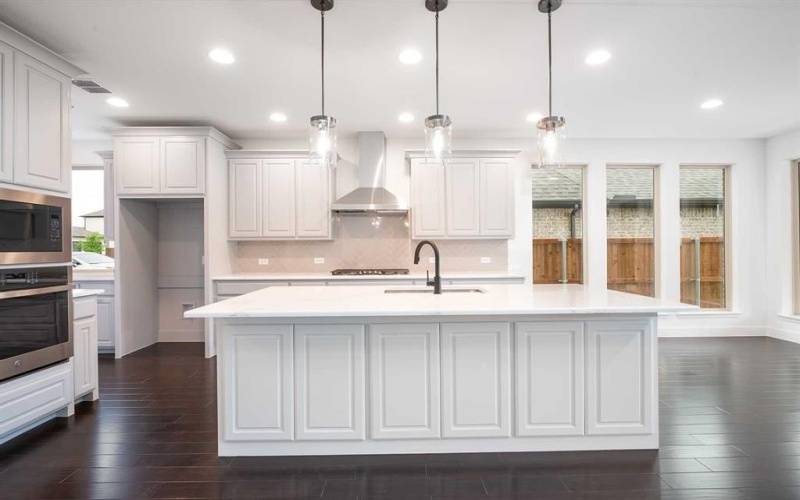 1217 Whitecliff Drive, Forney, TX 75126, 5 Habitaciones Habitaciones , ,5 BañosBaños,Residential,En Venta,1217 Whitecliff Drive,20875796