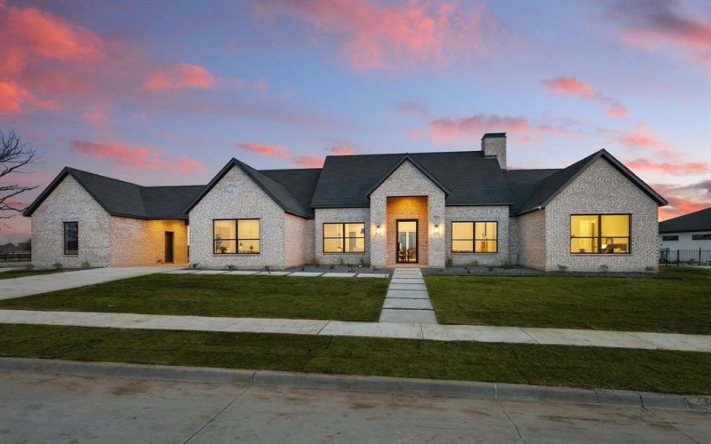 101 Ambrosia Lane, Heath, TX 75032, 4 Bedrooms Bedrooms, ,3 BathroomsBathrooms,Residential,For Sale,101 Ambrosia Lane,20883820