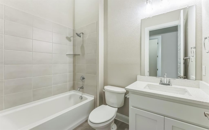 1215 Olive Drive, Mansfield, TX 76063, 4 Habitaciones Habitaciones , ,3 BañosBaños,Residential,En Venta,1215 Olive Drive,20893901