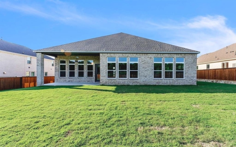1215 Olive Drive, Mansfield, TX 76063, 4 Habitaciones Habitaciones , ,3 BañosBaños,Residential,En Venta,1215 Olive Drive,20893901