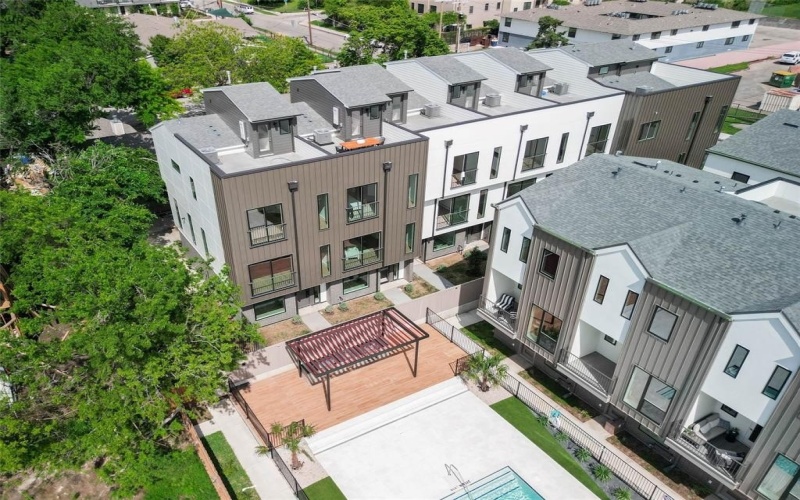 4517 Munger Avenue #106, Dallas, TX 75204, 2 Bedrooms Bedrooms, ,2 BathroomsBathrooms,Residential,For Sale,4517 Munger Avenue,20888364