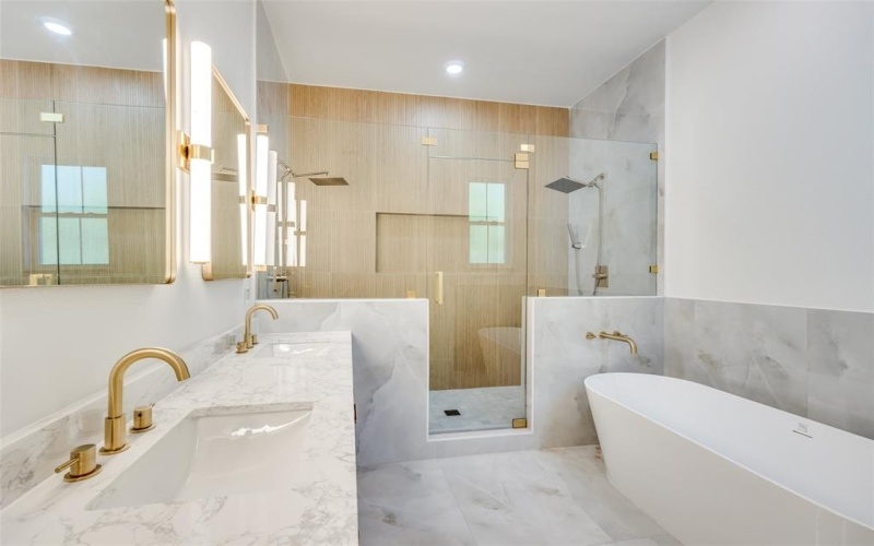 618 N Cliff, Dallas, TX 75203, 4 Habitaciones Habitaciones , ,2 BañosBaños,Residential,En Venta,618 N Cliff,20882700