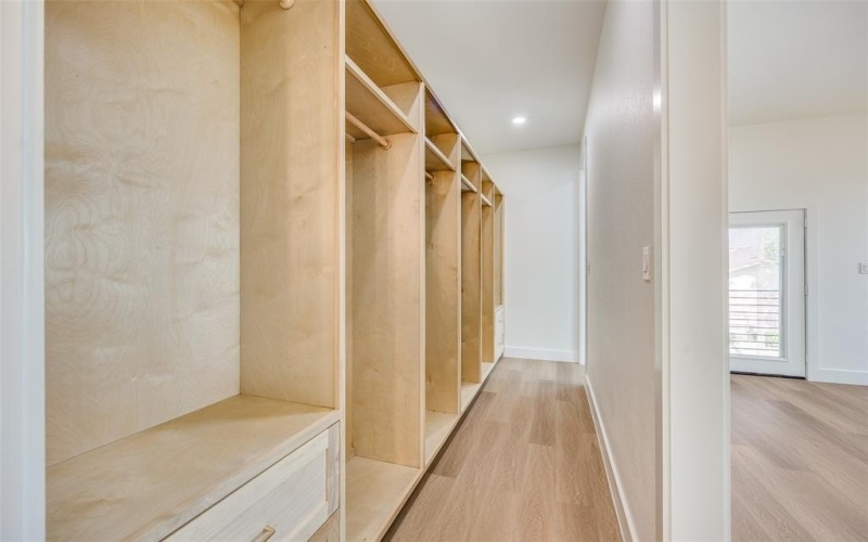 618 N Cliff, Dallas, TX 75203, 4 Habitaciones Habitaciones , ,2 BañosBaños,Residential,En Venta,618 N Cliff,20882700