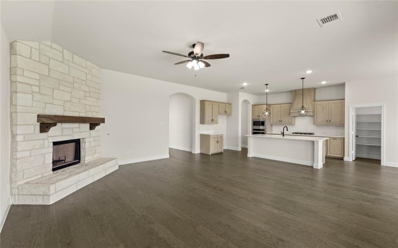 507 Alto Avenue, Forney, TX 75126, 4 Bedrooms Bedrooms, ,3 BathroomsBathrooms,Residential,For Sale,507 Alto Avenue,20911363
