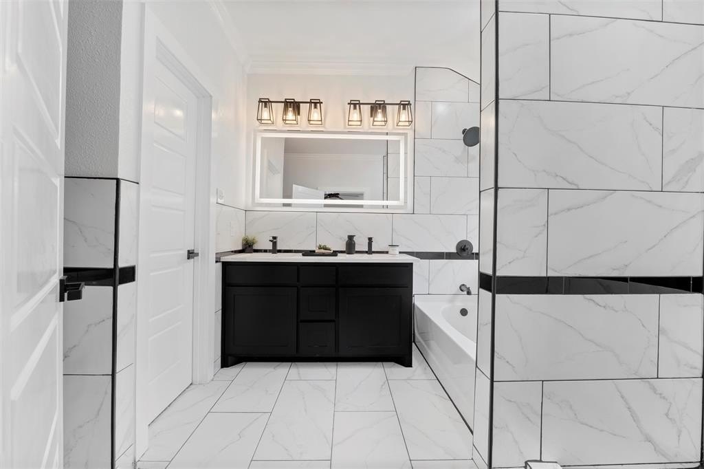 2225 E Overton Road, Dallas, TX 75216, 3 Bedrooms Bedrooms, ,2 BathroomsBathrooms,Residential,For Sale,2225 E Overton Road,20894417