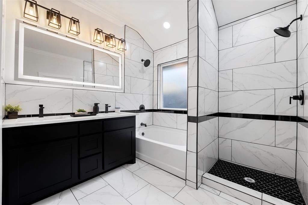 2225 E Overton Road, Dallas, TX 75216, 3 Bedrooms Bedrooms, ,2 BathroomsBathrooms,Residential,For Sale,2225 E Overton Road,20894417