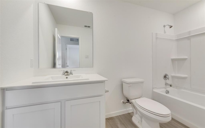 5112 Volunteer Drive, Ennis, TX 75119, 3 Bedrooms Bedrooms, ,2 BathroomsBathrooms,Residential,For Sale,5112 Volunteer Drive,20896682