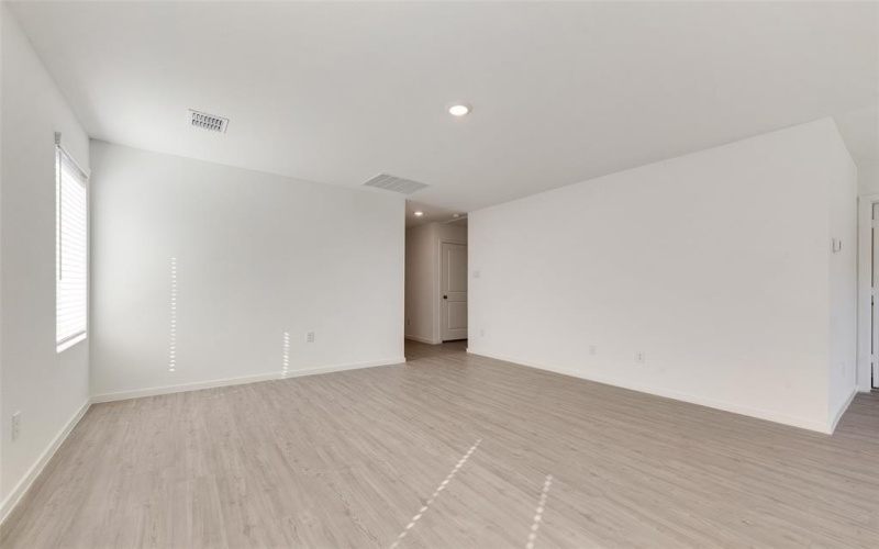 5112 Volunteer Drive, Ennis, TX 75119, 3 Bedrooms Bedrooms, ,2 BathroomsBathrooms,Residential,For Sale,5112 Volunteer Drive,20896682