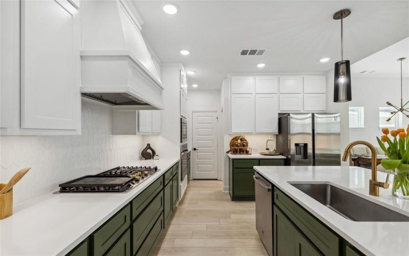 13361 Hedgebrook Place, Fort Worth, TX 76008, 3 Bedrooms Bedrooms, ,2 BathroomsBathrooms,Residential,For Sale,13361 Hedgebrook Place,20911506